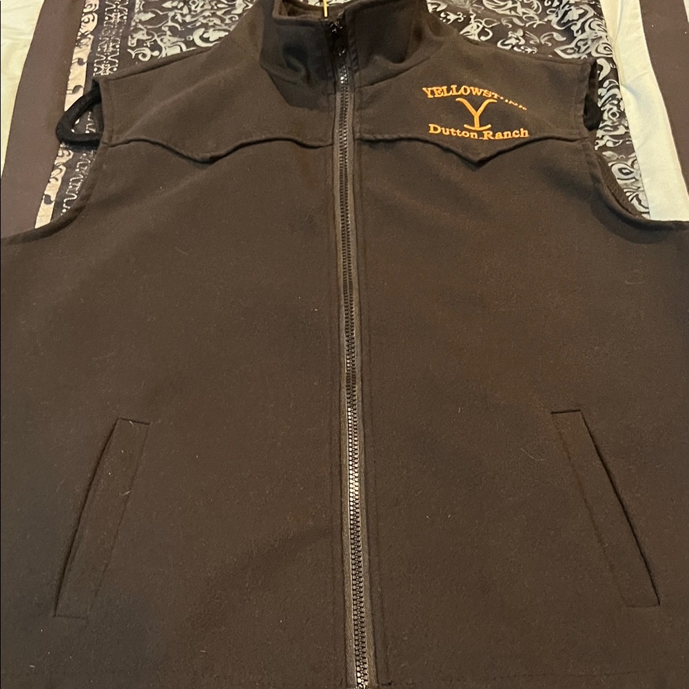 Yellowstone Dutton Ranch Black Vest - image 8